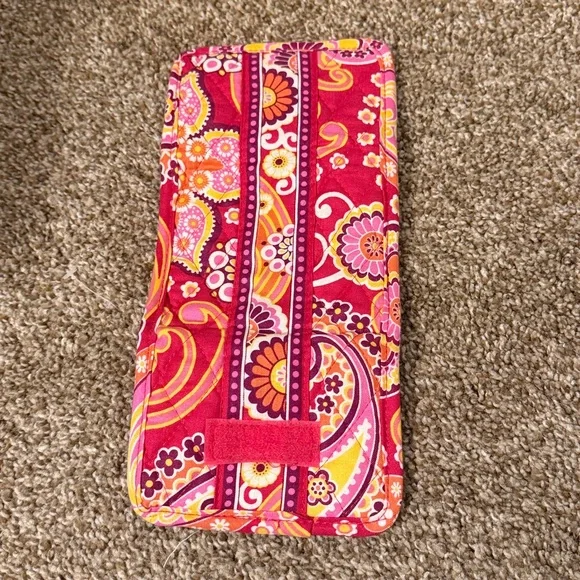 Vera Bradley Retired Raspberry Fizz Quilted Trifold Wallet Y2K Vintage Boho —D - Picture 5 of 5